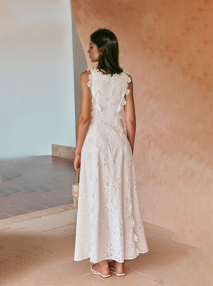 Allegra – Abito Elegante Intagliato