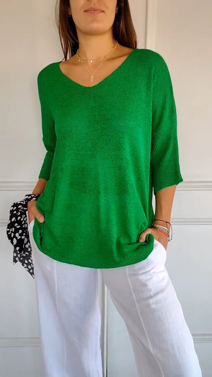 Giulia | Top intramontabile con scollo a V