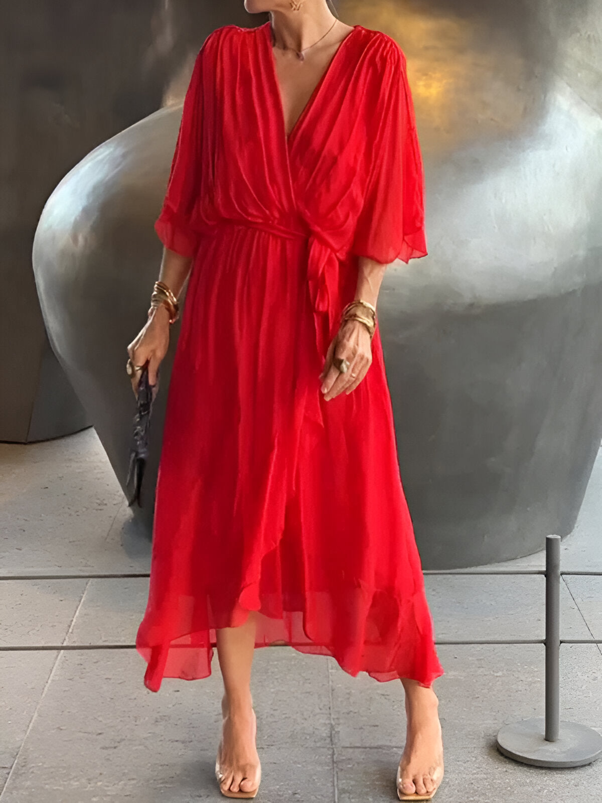 Monica | Abito in chiffon con scollatura a V